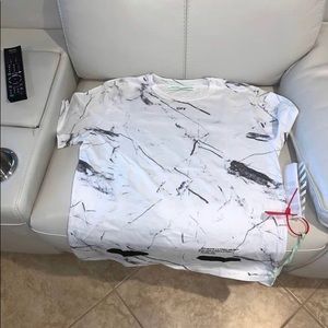 “Off-White” marbled Tshirt men’s Large. Brand New